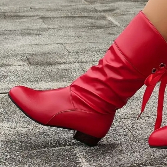 New Red boots low chucky heel, lace up back comfortable - Picture 2 of 4